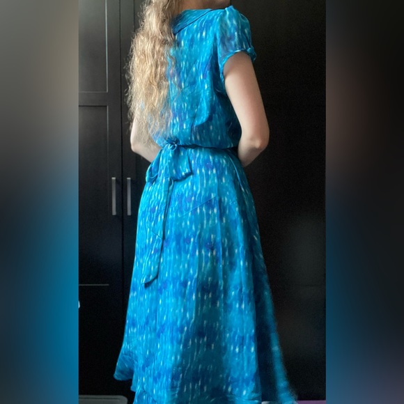 Blue Aquamarine Short Sleeved Midi Dress - Picture 5 of 6